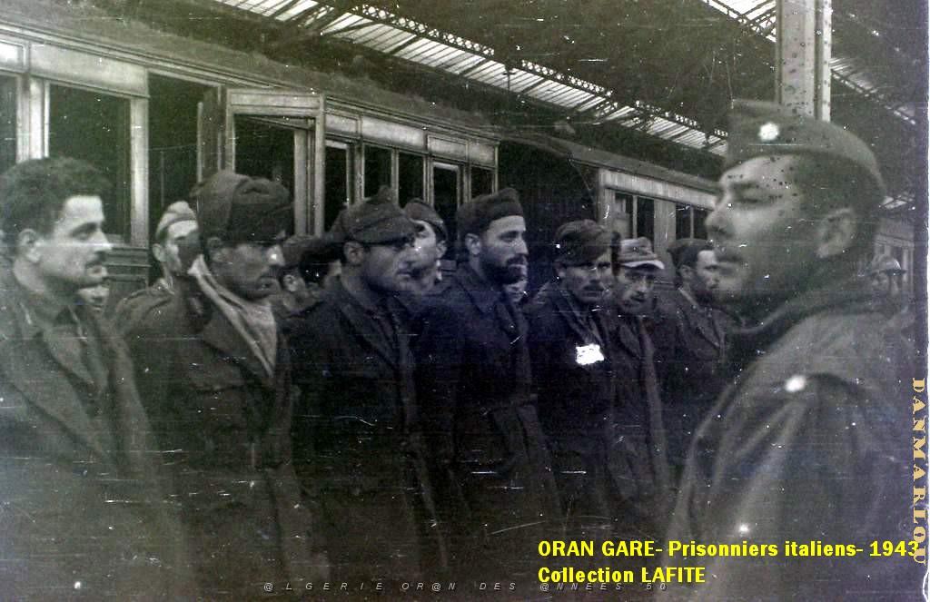 ORAN 1943 PRISONNIERS ITALIENS   (6).JPG